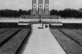 Retrata el Congreso del Partido Nazi de 1934, celebrado en Núremberg....