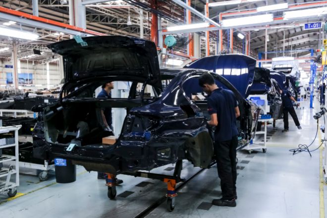 El mercado laboral ha perdido 4,5 millones de personas de 20 a 40 años en este siglo