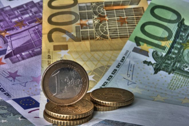 El PIB de la eurozona crece un 0,2% en el segundo trimestre, una décima más de lo estimado