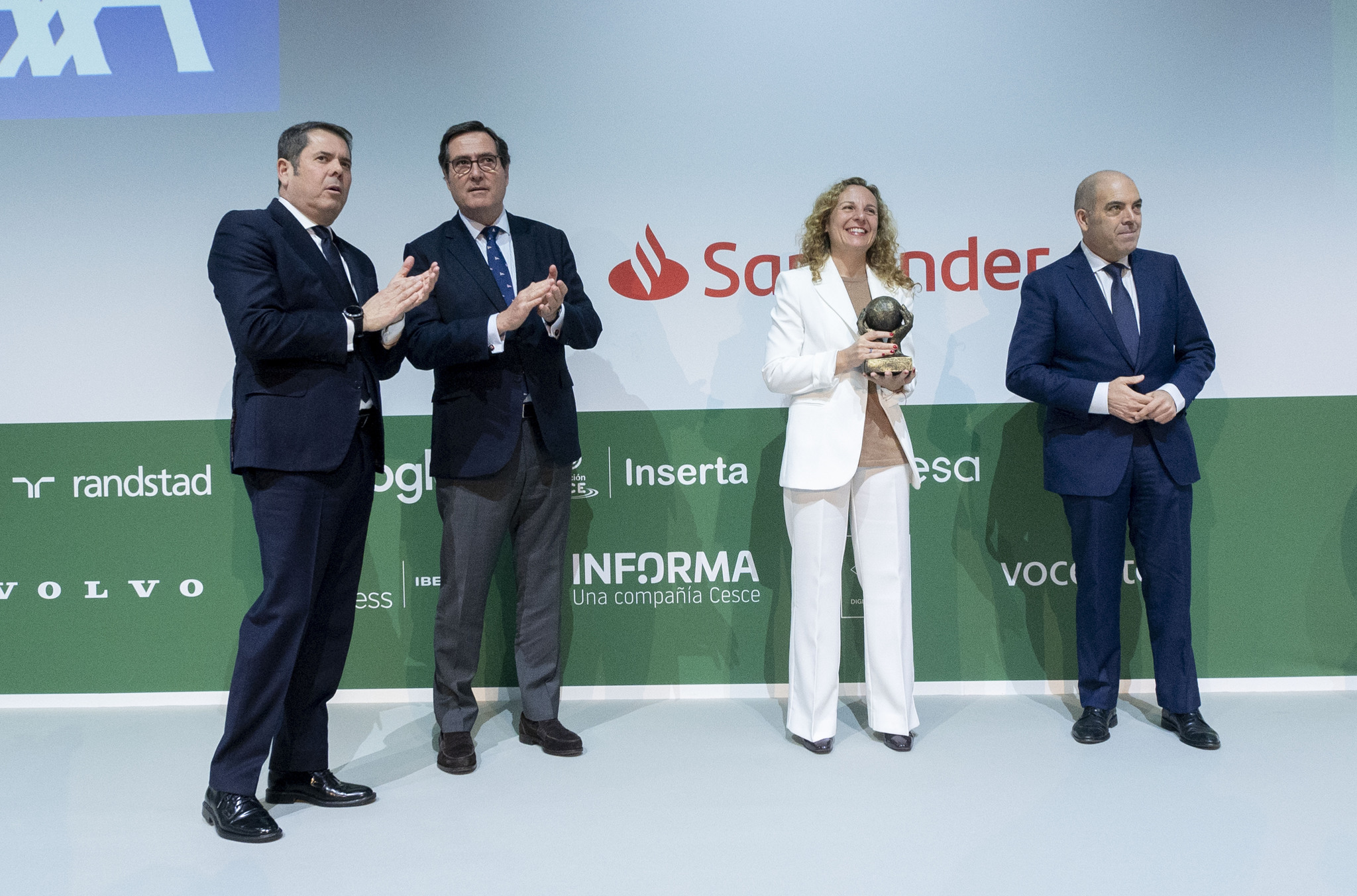 CEOE: «El acuerdo PSOE-Sumar, sobre la reducción de jornada, será negativo para las empresas y el empleo»