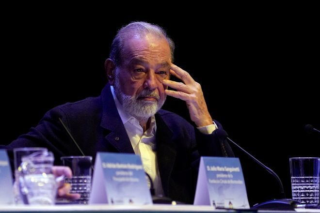 Carlos Slim aboga por trabajar 12 horas tres días a la semana y retrasar la jubilación a los 75 años