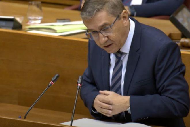 José Antonio Rovira, en el parlamento valenciano.