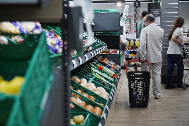 La rebaja del IVA de los alimentos resta 1.294 millones de recaudación a Hacienda en 9 meses