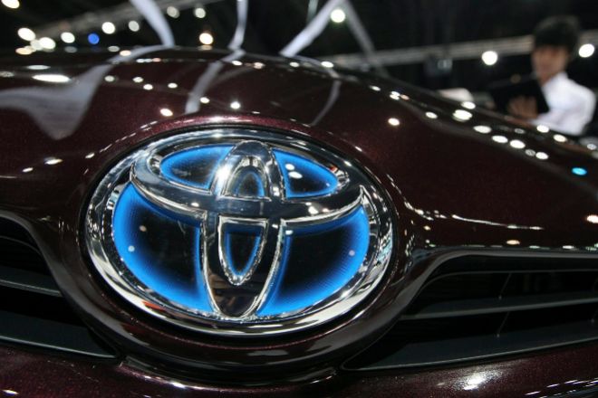 Toyota fue la que más coches vendió en el trimestre y Mercedes lideró en margen operativo.