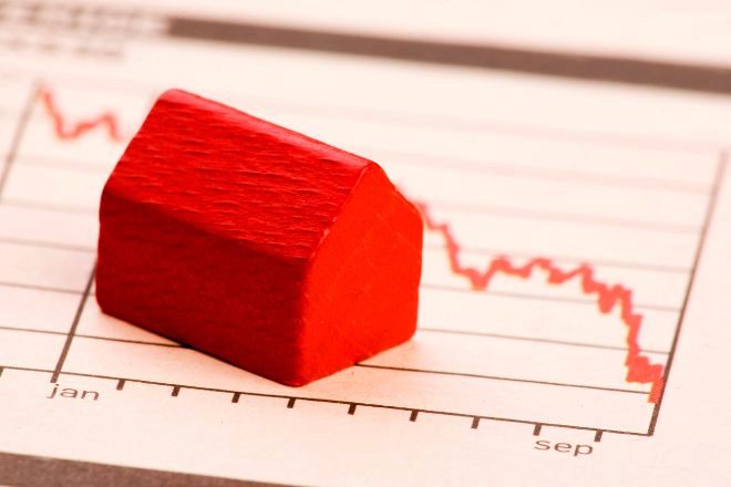 La firma de hipotecas se hunde un 29,6% en septiembre y el interés medio se dispara al 3,26%