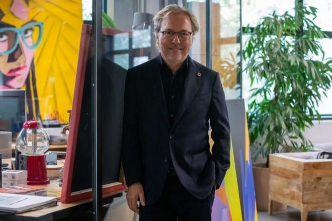 La Cámara de Barcelona estudia asignar vocalías consultivas a la gran empresa
