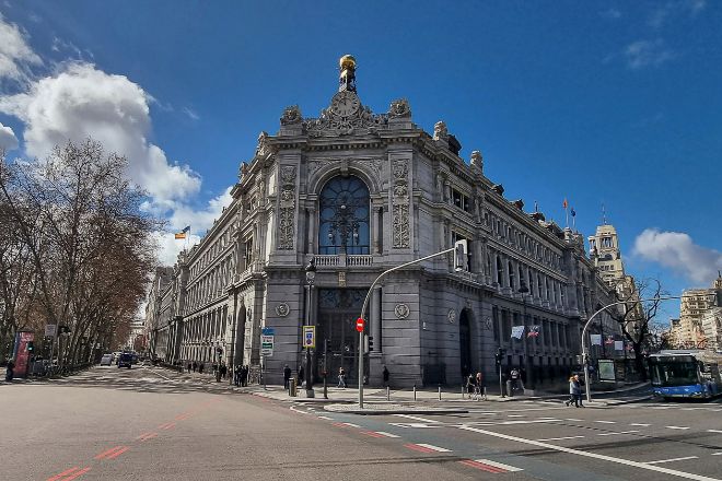 La deuda pública se aleja de los máximos de septiembre y cae en octubre un 0,3%, hasta 1,572 billones