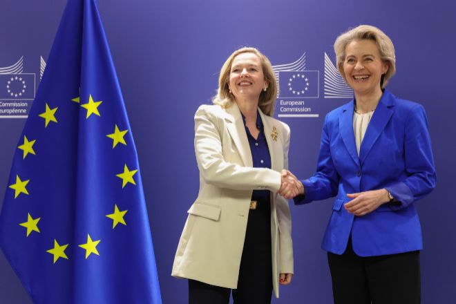 Calviño quiere «poner en práctica» las políticas económicas de la UE junto a Von der Leyen