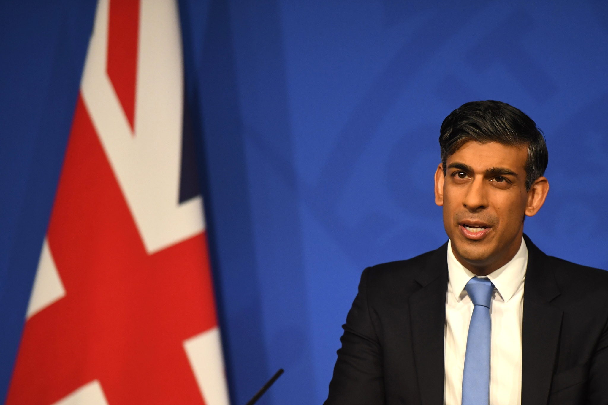 La economía británica entra en recesión tras caer un 0,3% en el último trimestre de 2023