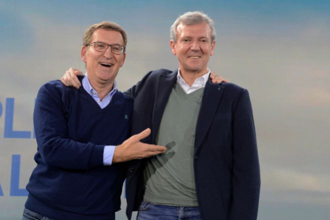 Sánchez y Feijóo abren en Galicia  la batalla electoral por la Xunta