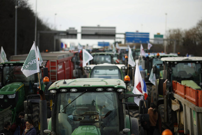 La guerra de los agricultores europeos llega a España: se preparan movilizaciones