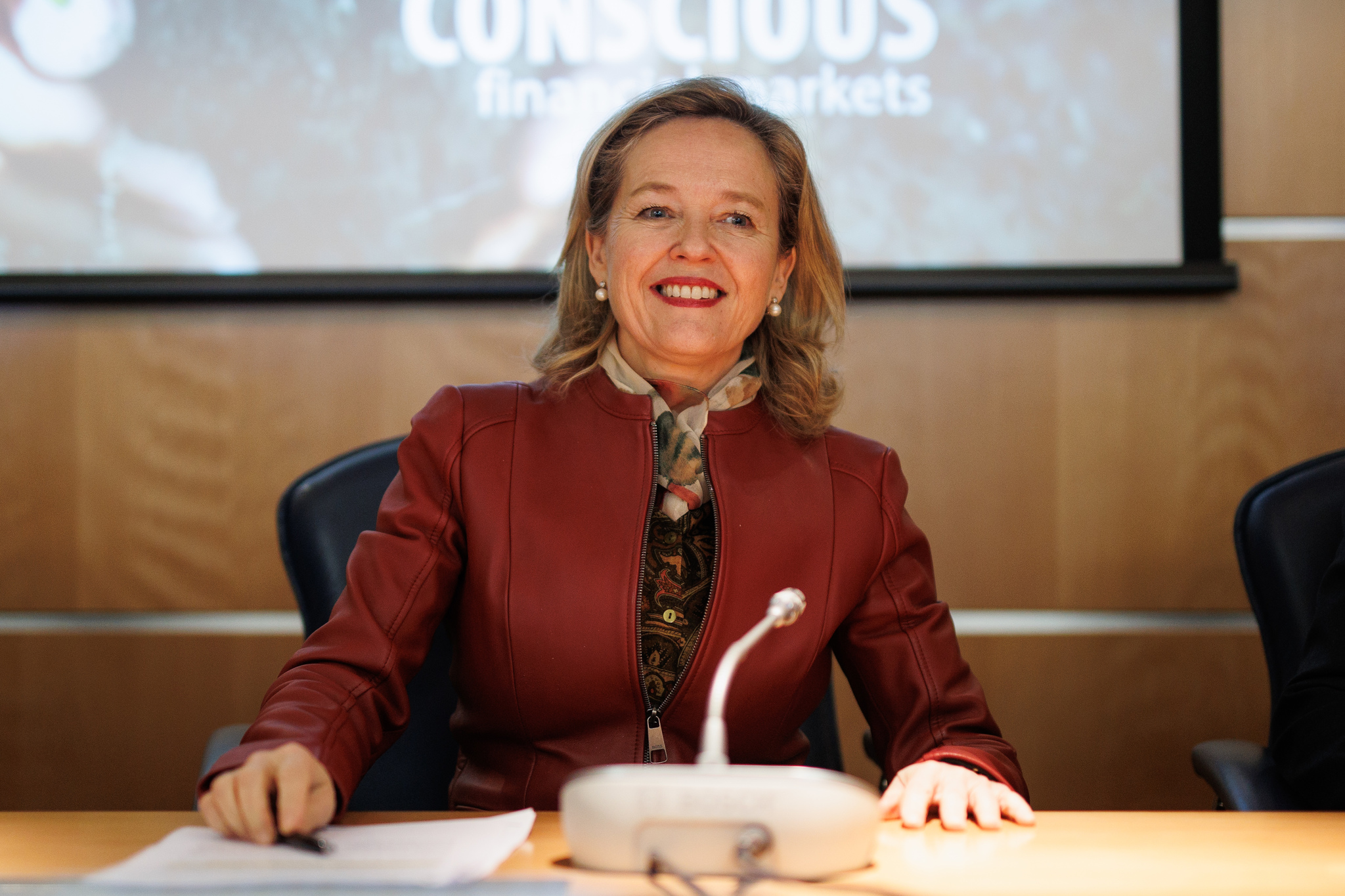 Calviño ve necesario un Presupuesto para canalizar los fondo europeos