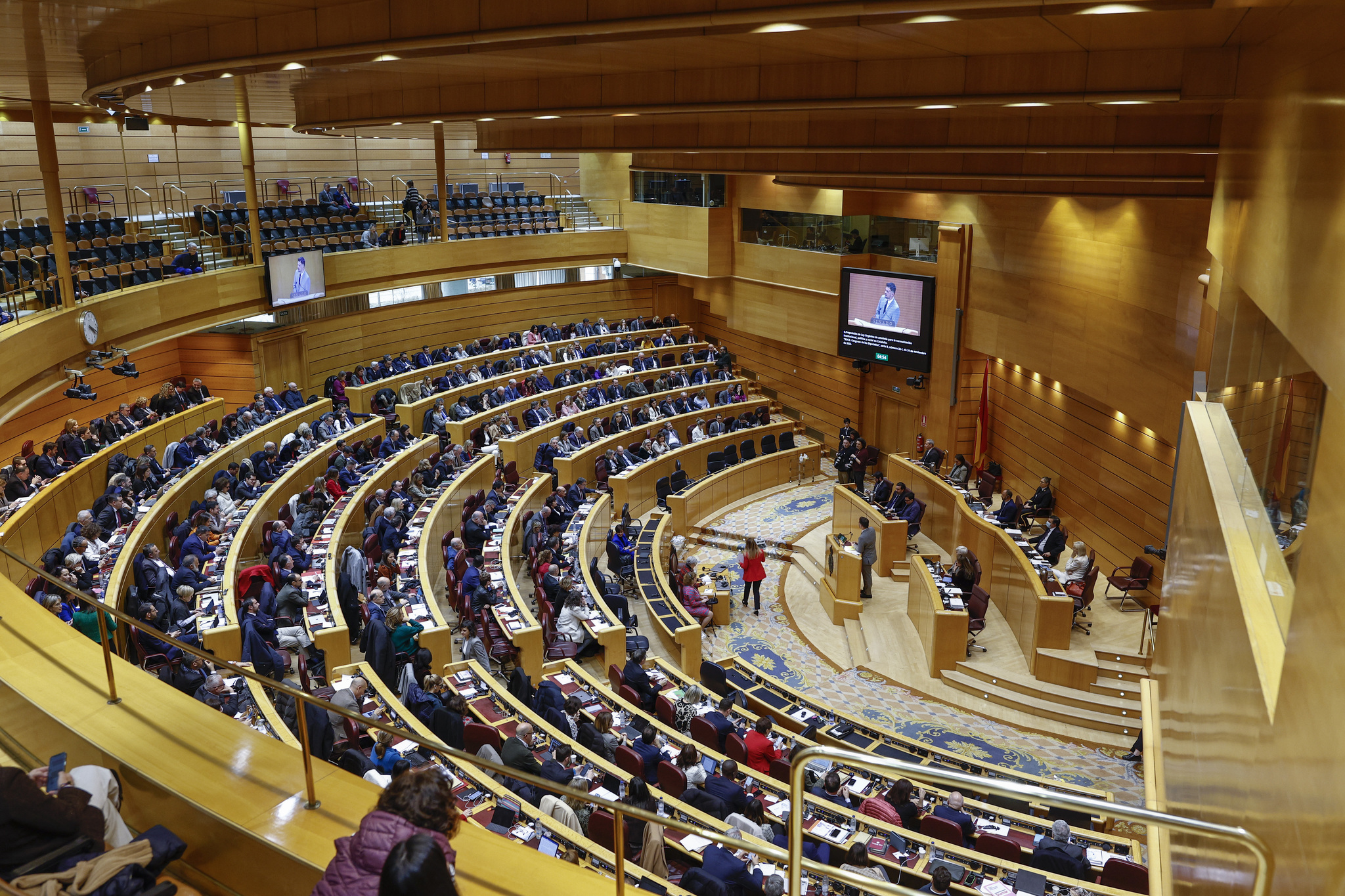 La mayoría absoluta del PP en el Senado decide esta semana si tumba la senda de déficit