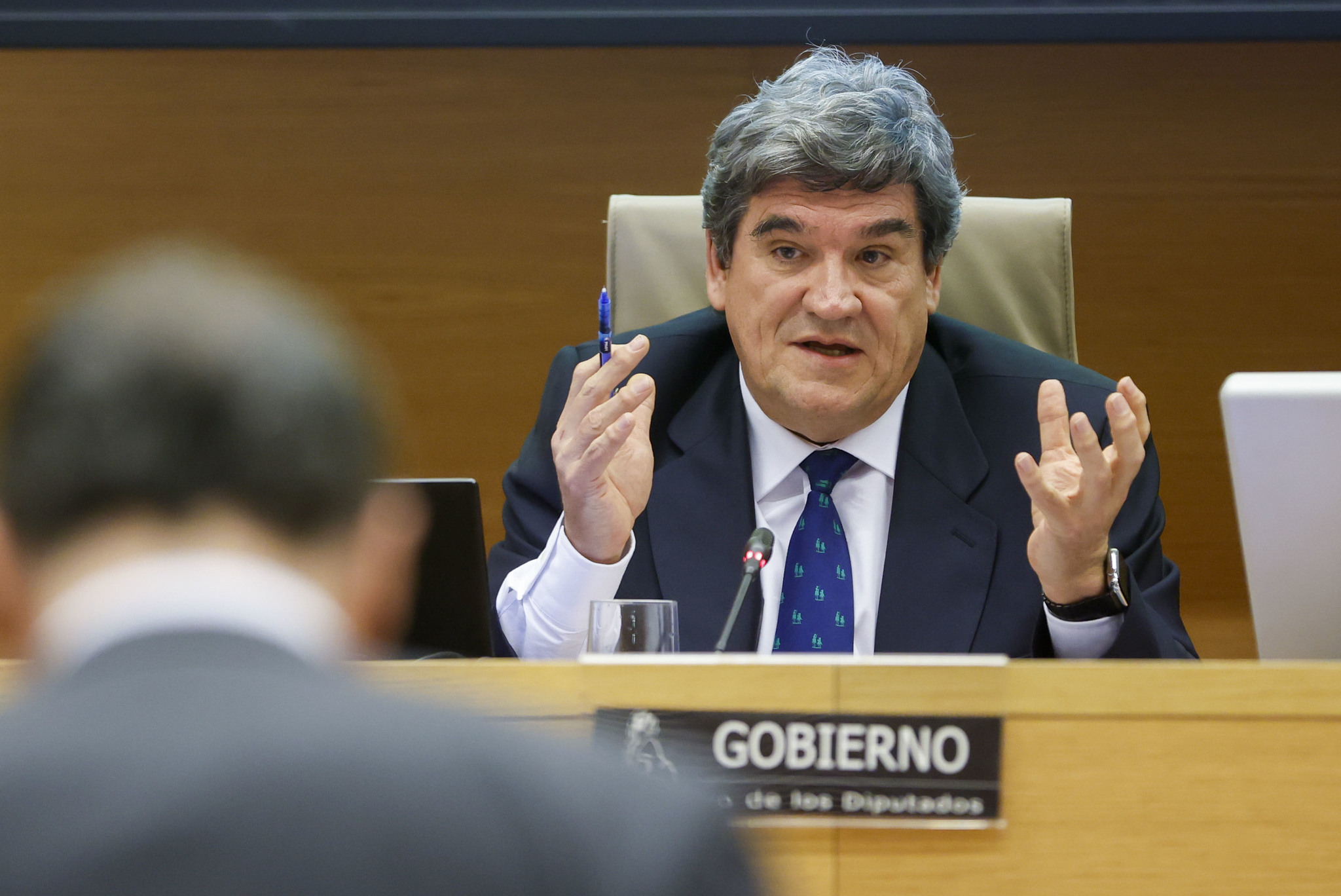 El Gobierno aprueba la subida adicional de 0,5% del sueldo de los funcionarios