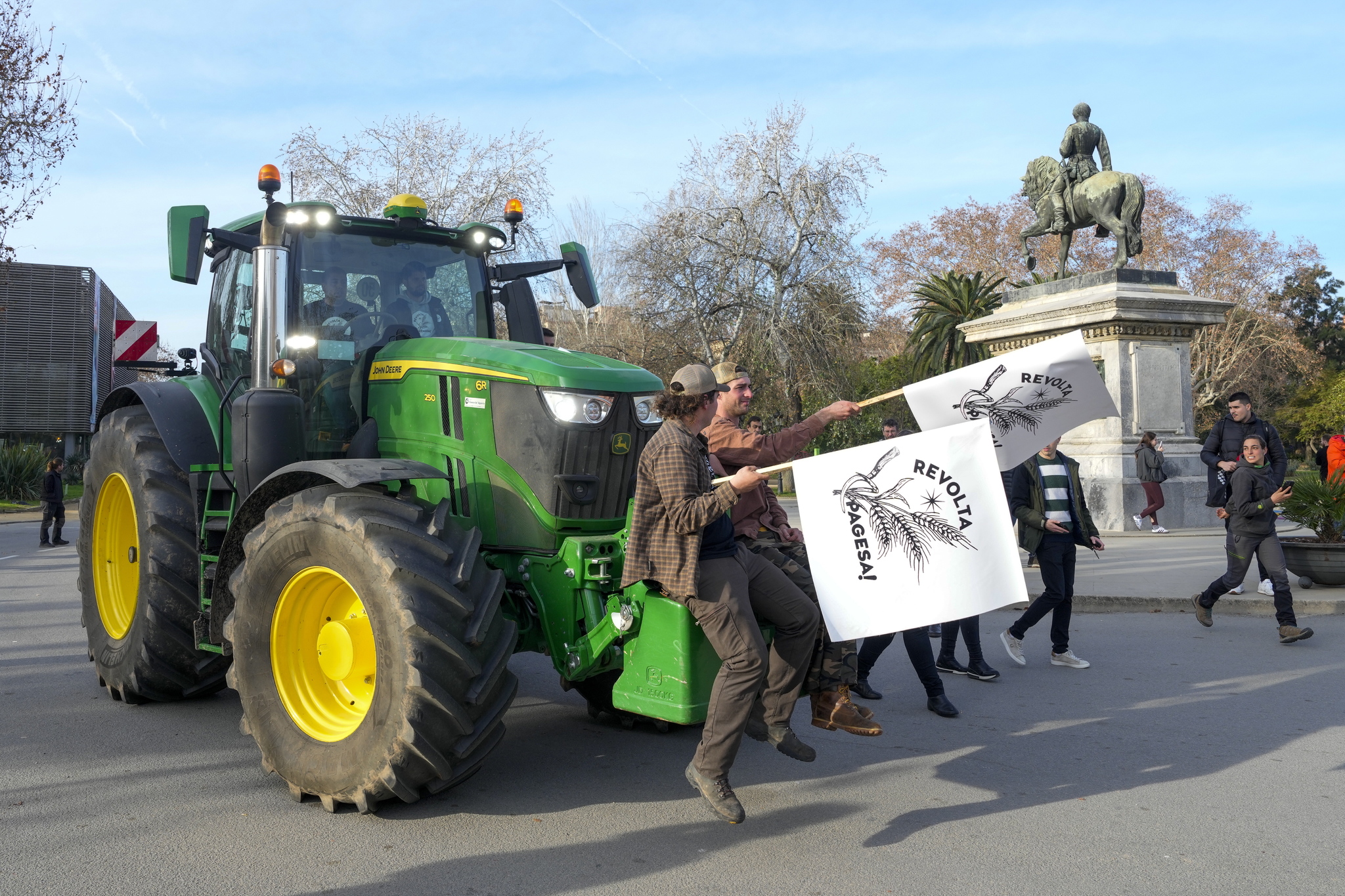 Las organizaciones agrarias toman el timón de la revuelta del campo