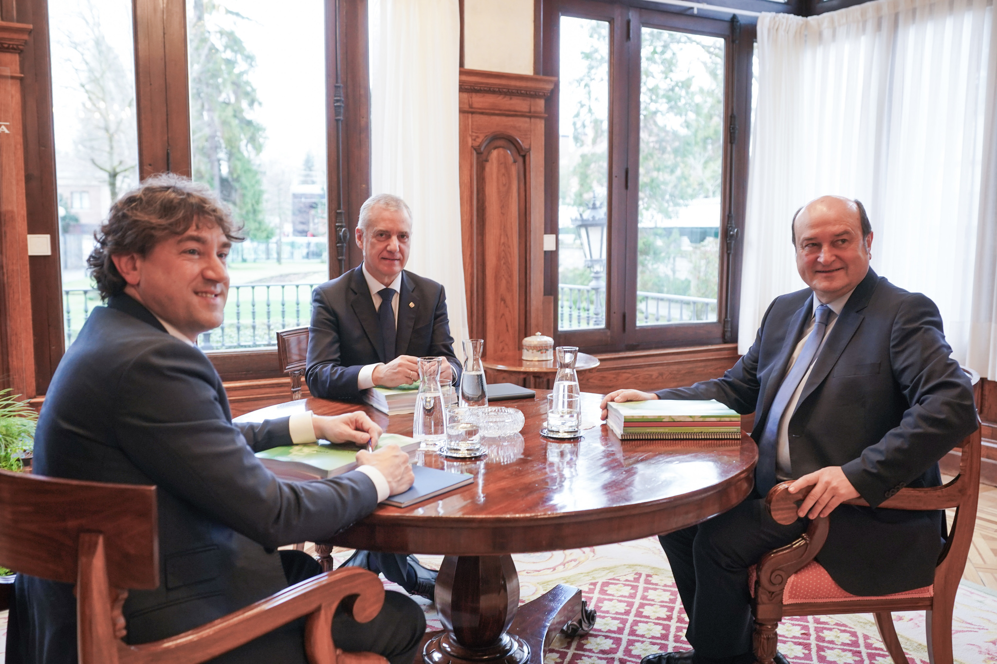 PNV y PSE escenifican con Urkullu el final de una legislatura vasca «positiva y de estabilidad»