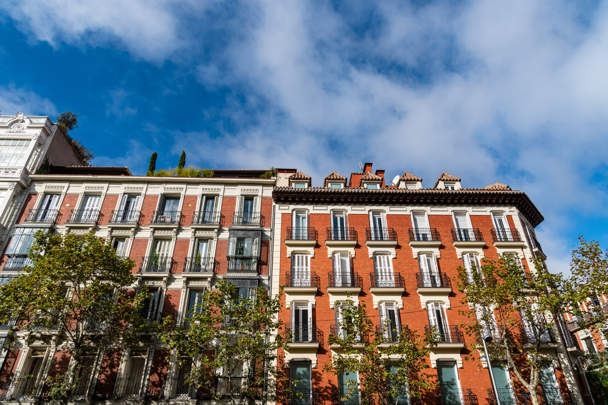 Edificio de viviendas en el barrio de Salamanca, en Madrid.