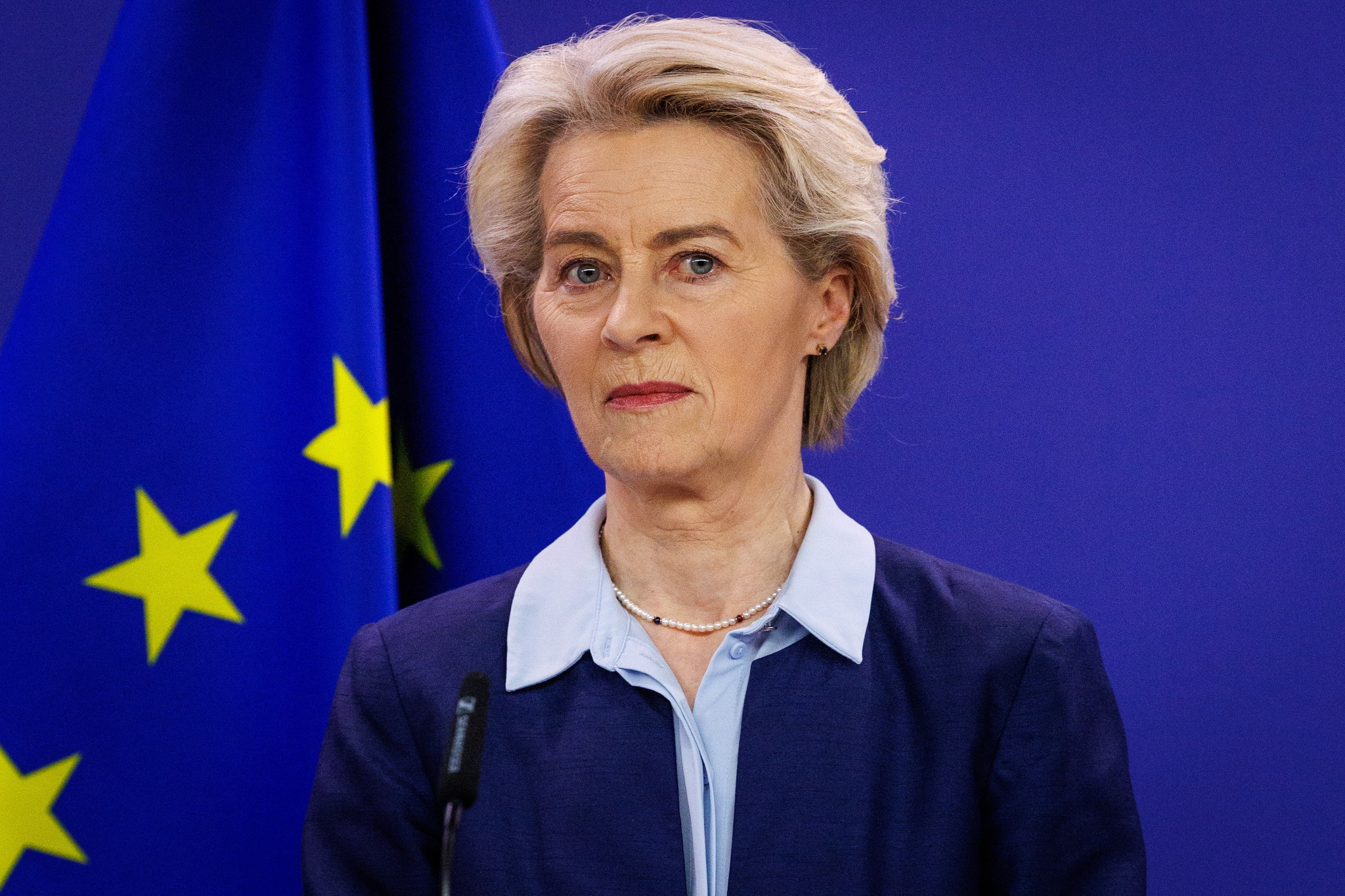 Bruselas pide invertir en nucleares mientras que España las desmantela