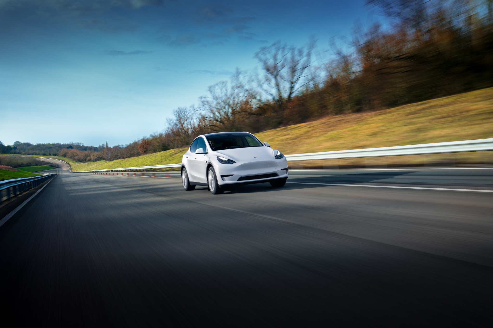 Tesla Model Y precio: Tesla lanza un nuevo Model Y con 600 km de ...