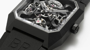 La caja del BR 03 Cyber Ceramic est fabricada con cermica negra y...