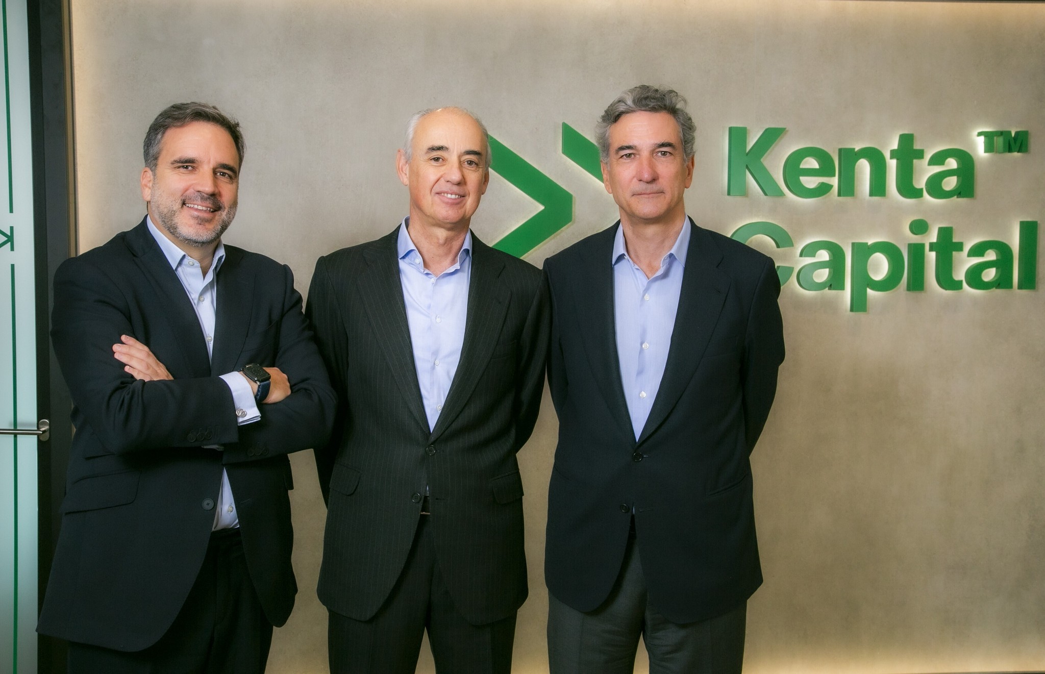 De izquierda a derecha: lvaro Bergasta, consejero delegado de Kenta Capital; Jorge Lucaya, socio fundador de AZ Capital, y Jos Nieto, presidente de Kenta Capital.