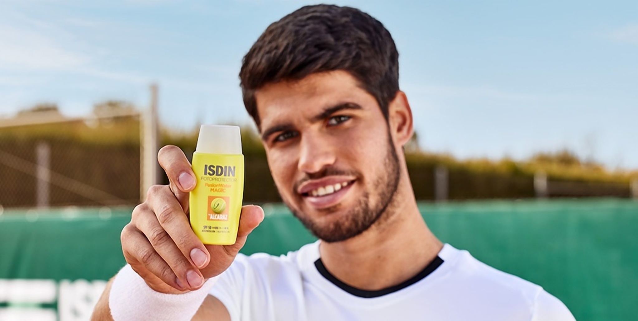 Isdin es uno de los principales patrocinadores del tenista Carlos Alcaraz.