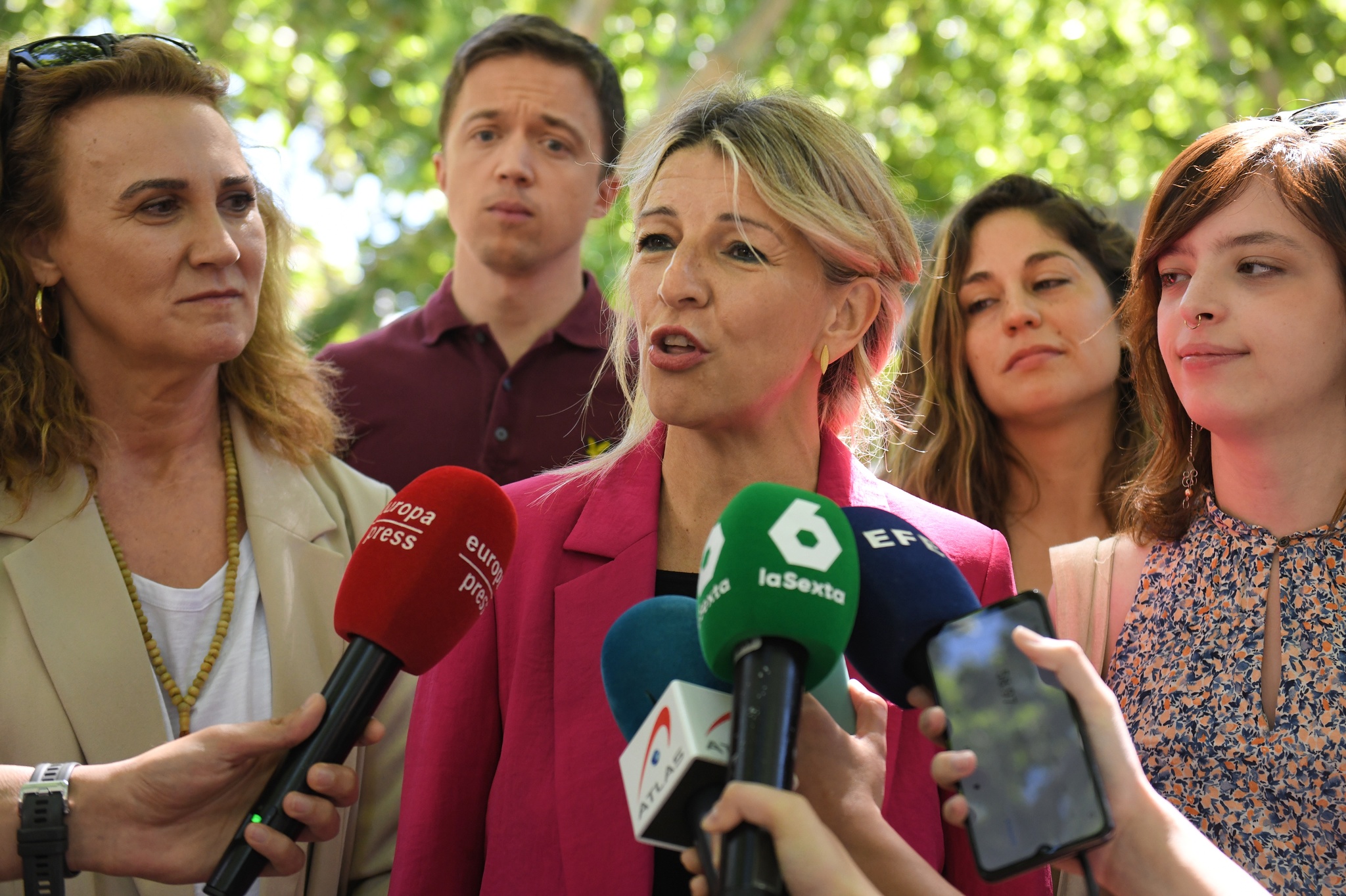 El Gobierno plantea un permiso por crianza de 200 euros al mes en los próximos PGE