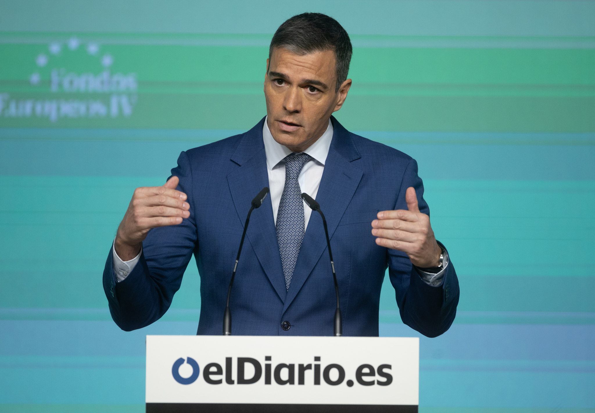 Sánchez: «La economía española no va como una moto, va como un cohete»