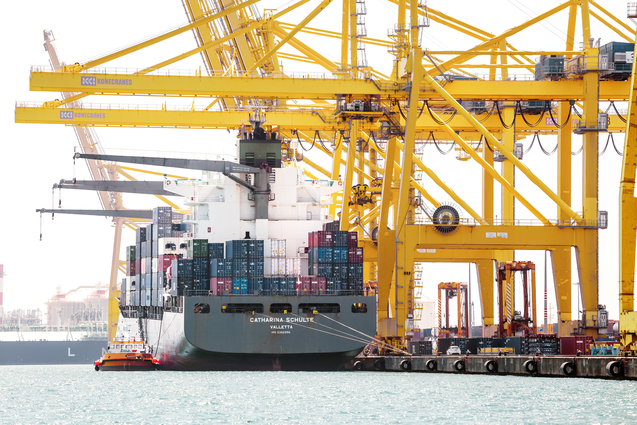 Las exportaciones catalanas bajan un 9,3% en el primer trimestre