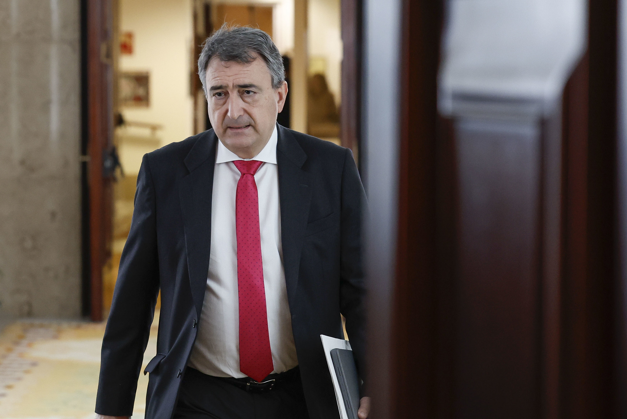 Luz verde a la prevalencia de los convenios autonómicos