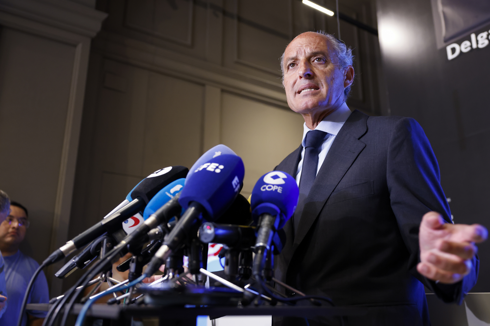 Francisco Camps, absuelto en la décima y última causa pendiente