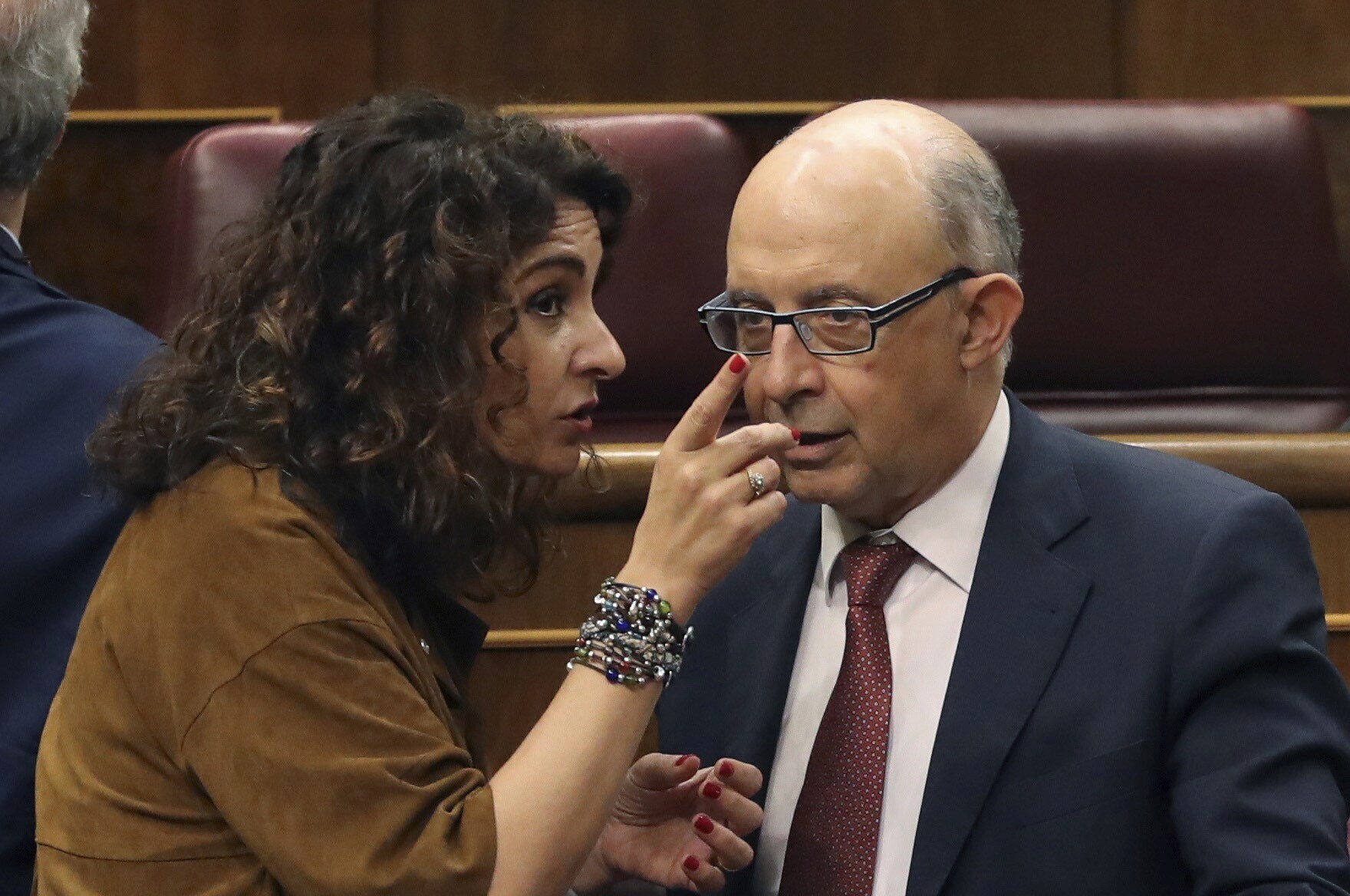 Hacienda encara la devolución de 5.000 millones por el varapalo del TJUE al impuesto de hidrocarburos