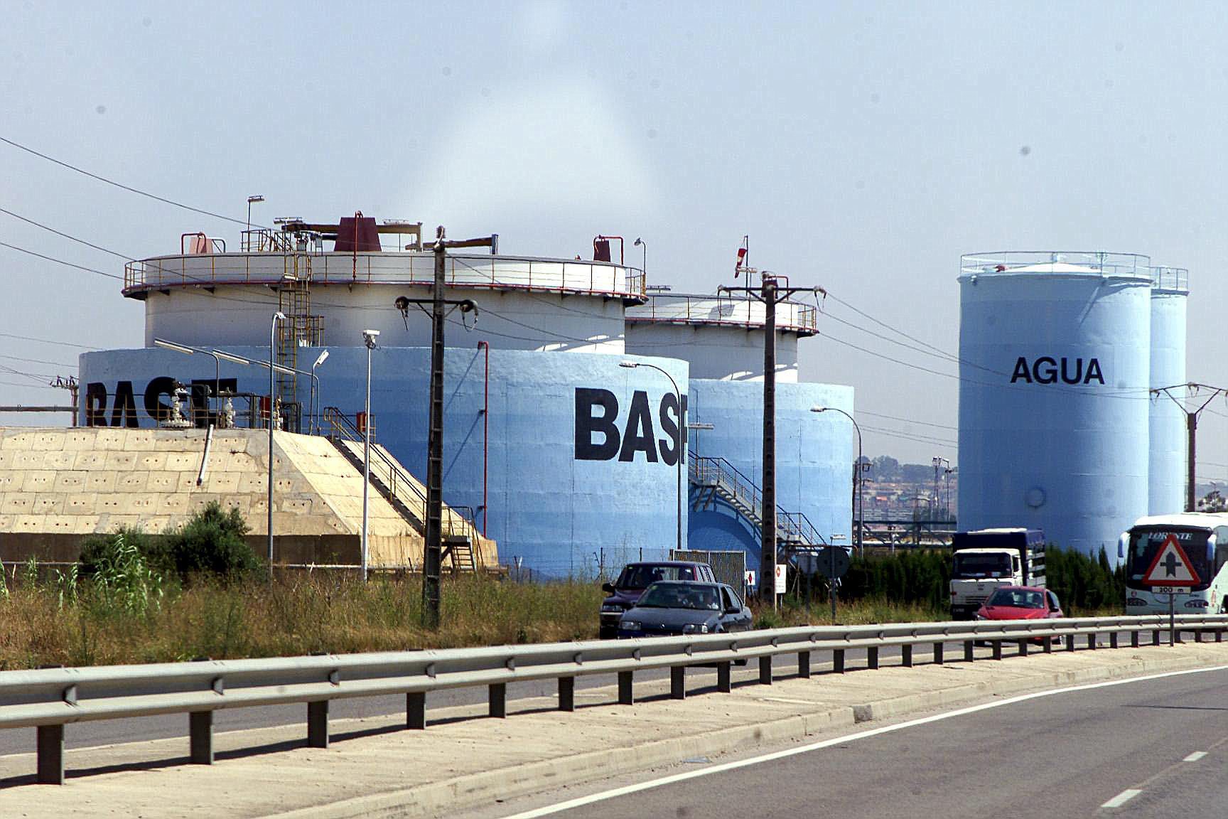 El déficit comercial catalán crece en 1.000 millones anuales entre enero y abril