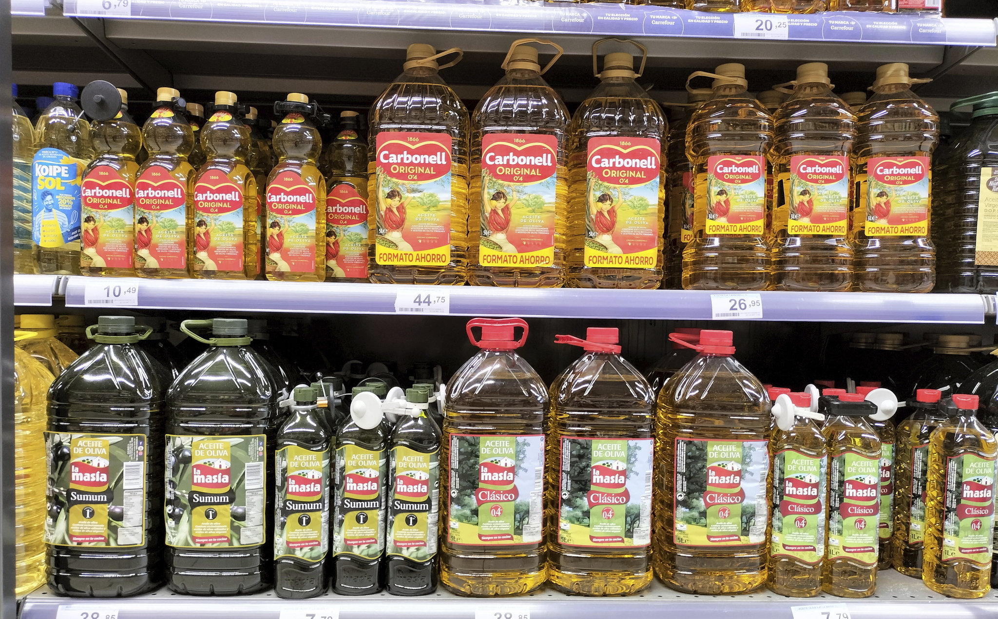 El Gobierno suprimirá el IVA para el aceite de oliva a partir del 1 de julio