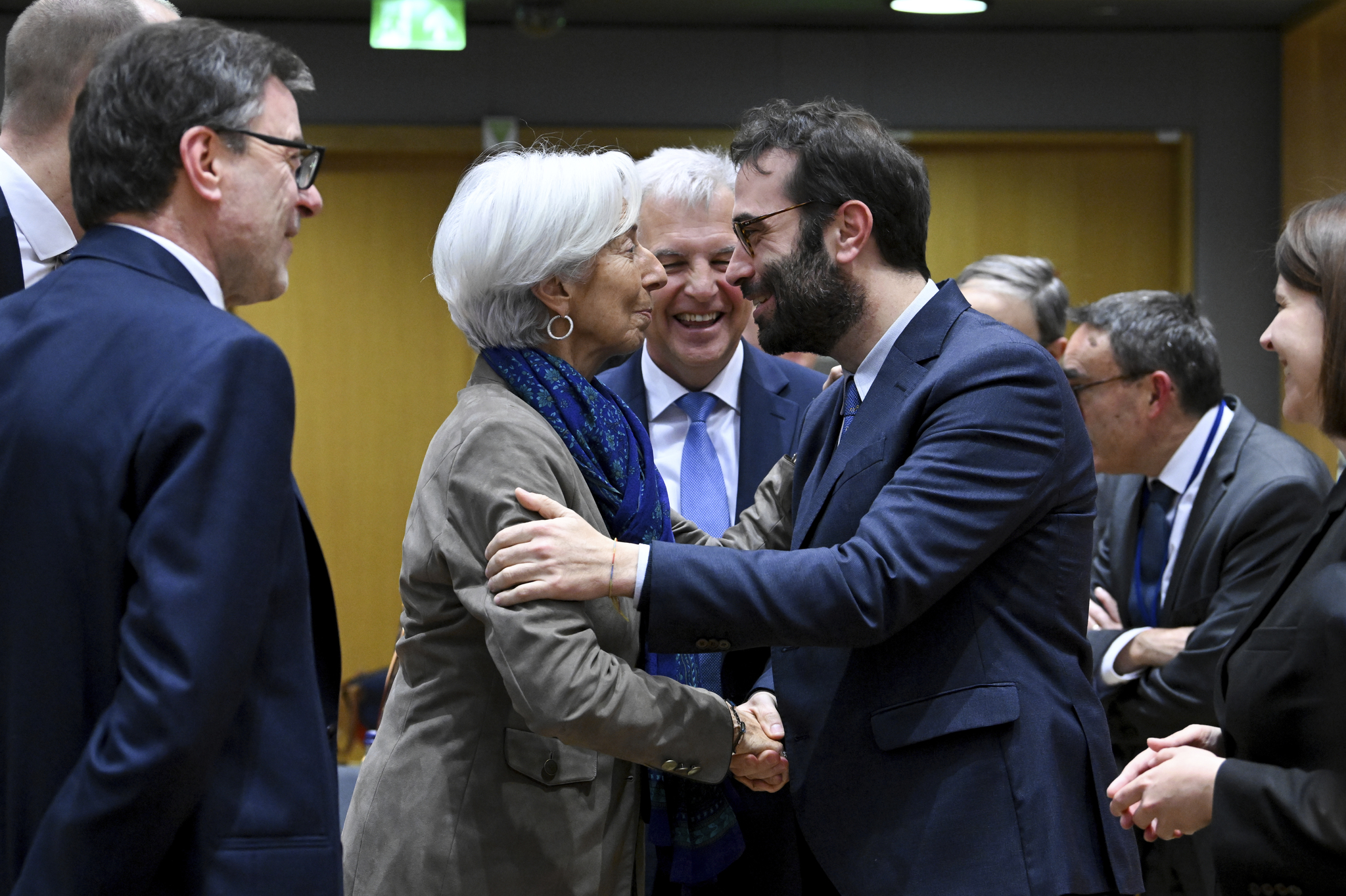 Economía negocia los nombramientos en el Banco de España y la CNMC
