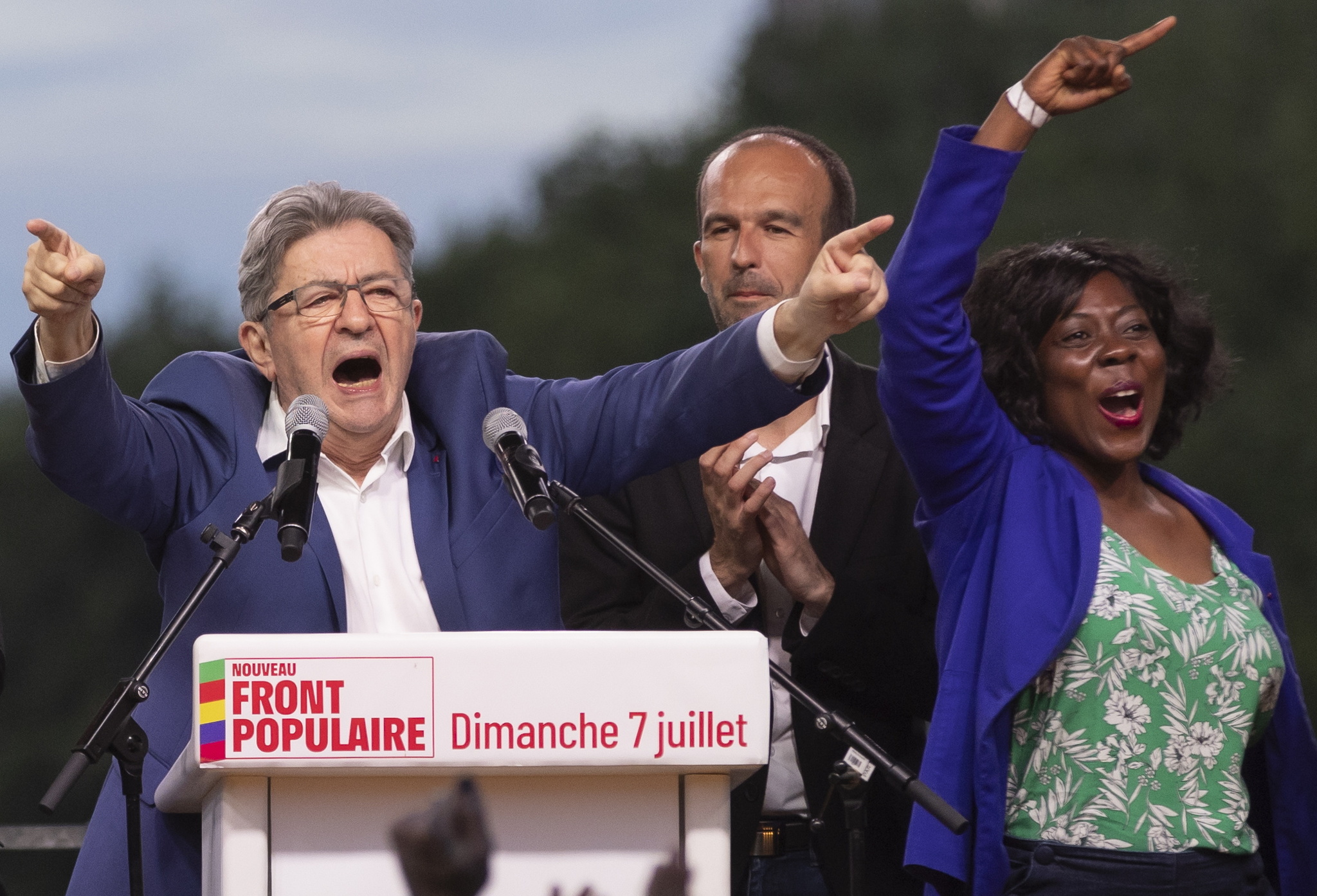 Vuelco en Francia: la izquierda gana, Macron resiste y frenan a Le Pen