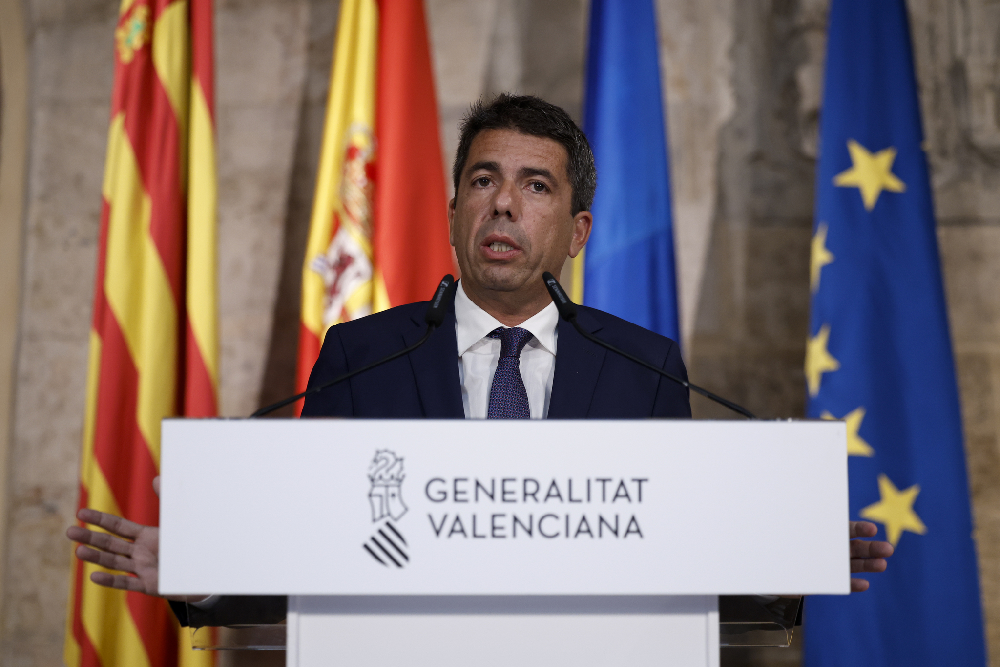 Mazón elimina una vicepresidencia y reduce una conselleria tras la salida de Vox