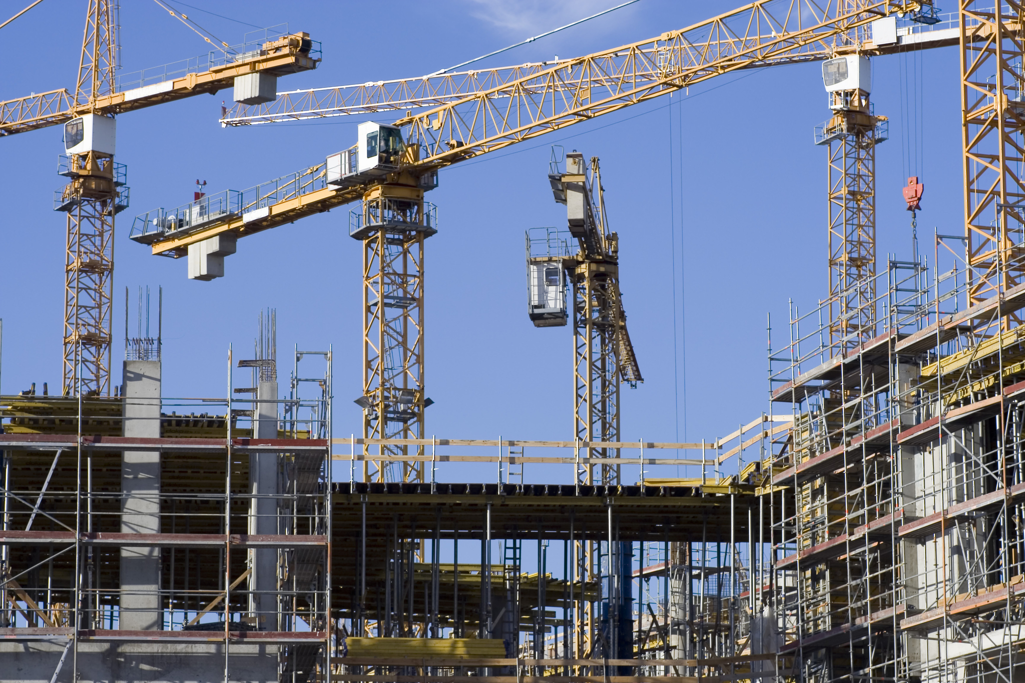 Los costes de construcción llevan a la vivienda nueva a récord de precio