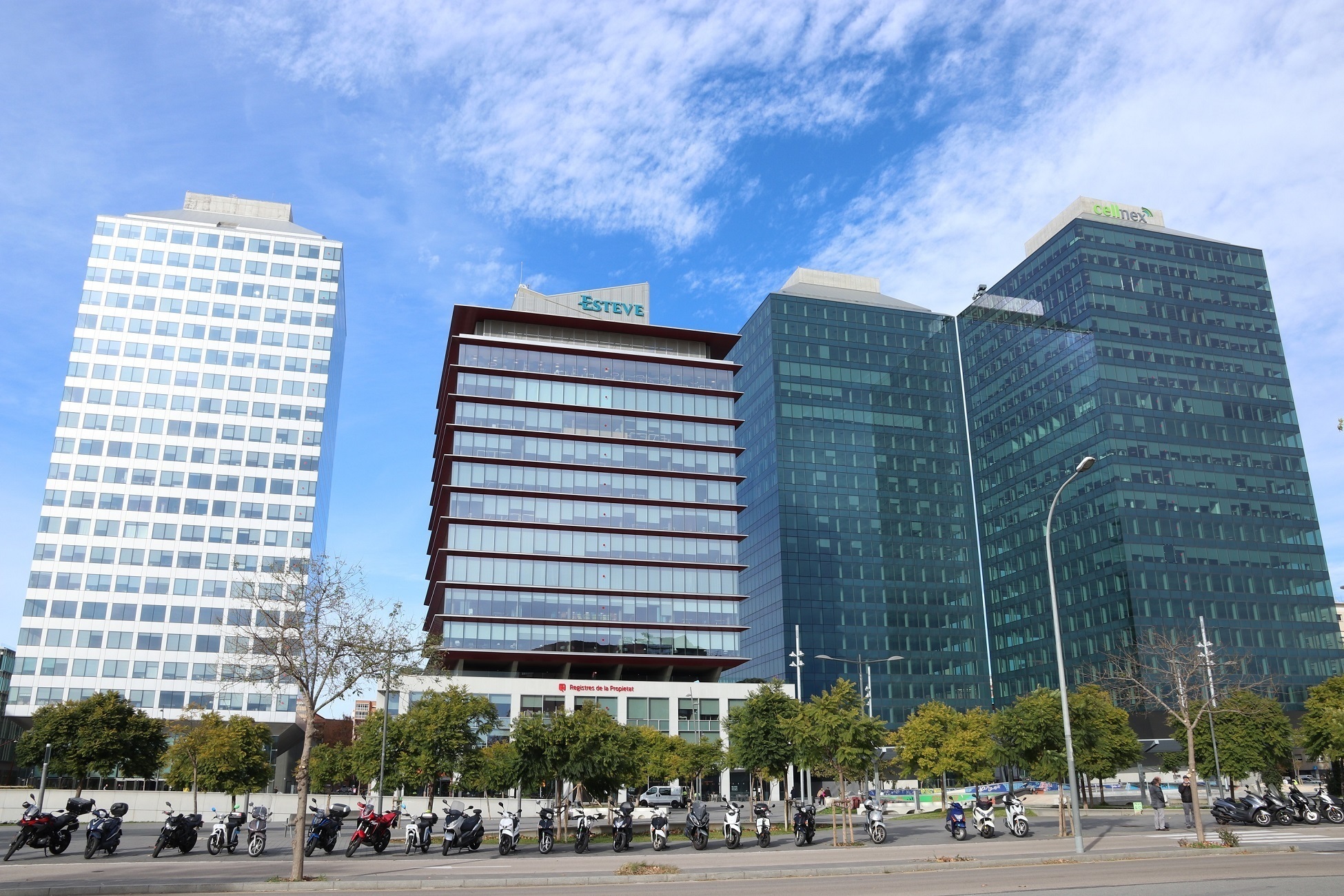 La contratación de oficinas crece un 37% hasta junio en Barcelona