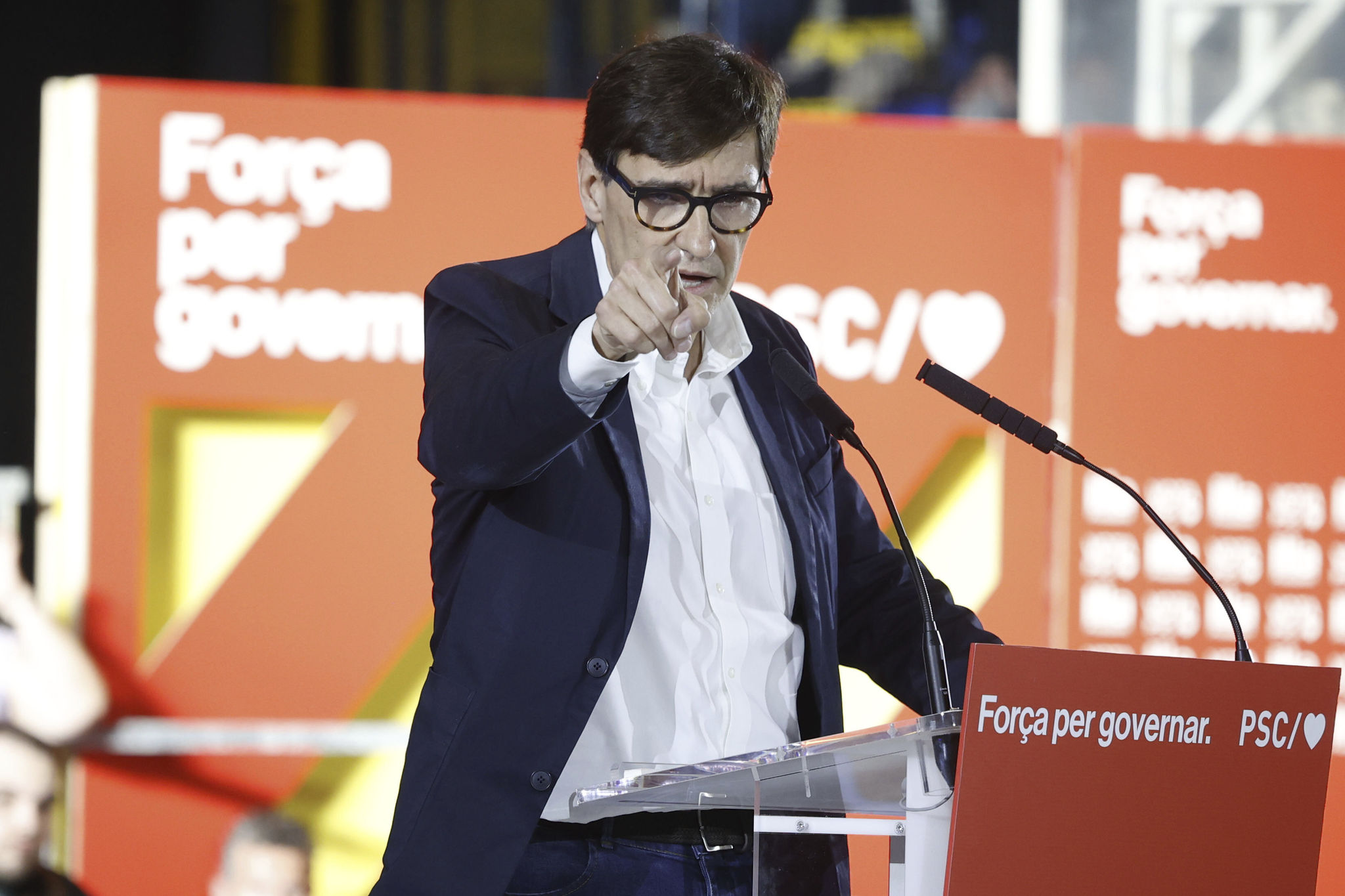 ERC alcanza un preacuerdo con el PSC para investir a Illa