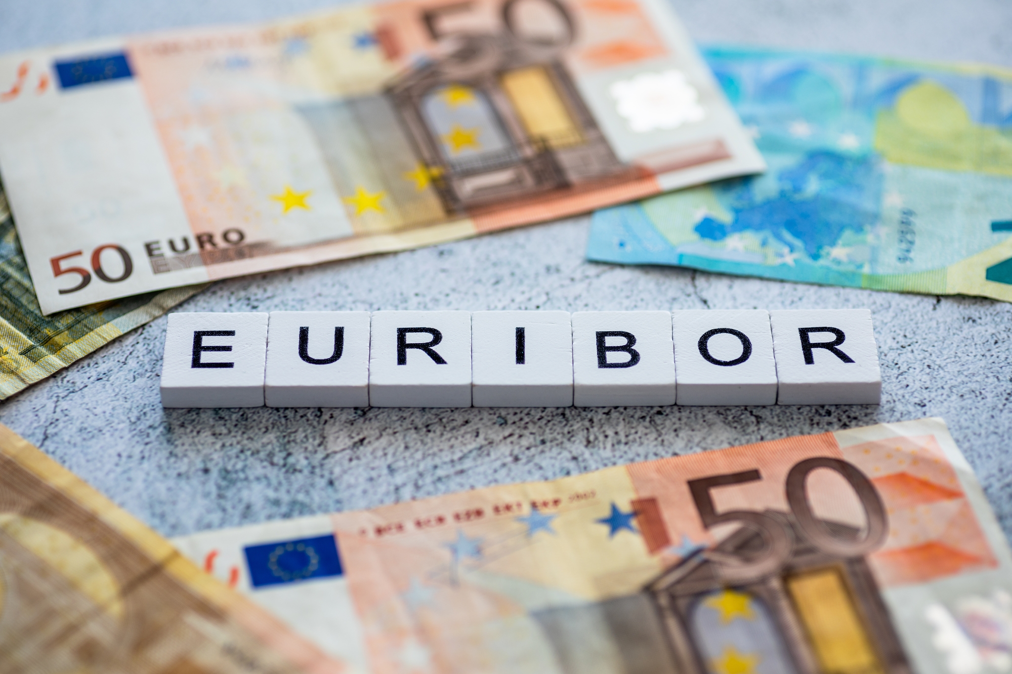 Euríbor hoy, 31 de julio: El Euríbor cierra el mes con una subida hasta el 2,85%, siendo la tasa media más elevada en los últimos 12 meses