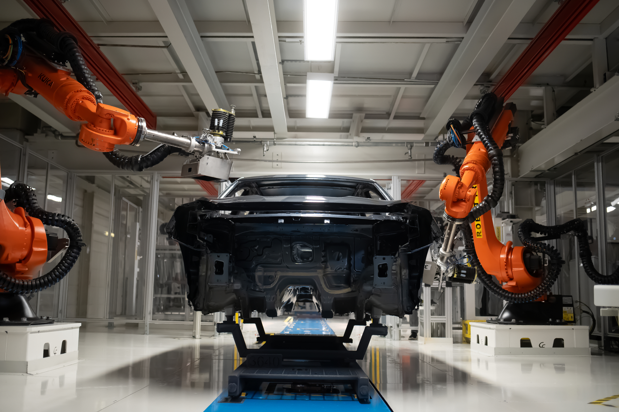 La producción industrial cae un 4,1% en junio