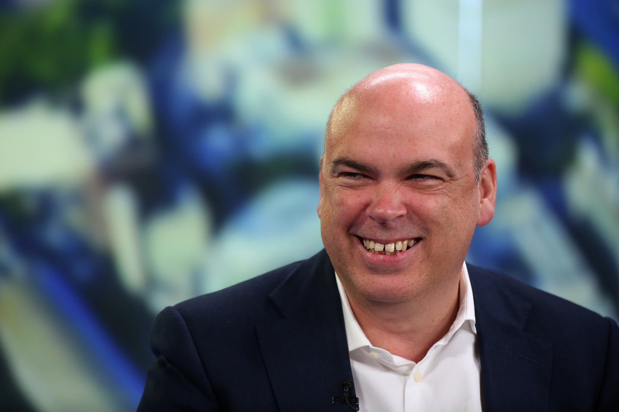 Who is Mike Lynch, the tech tycoon missing in the Sicily yacht disaster (5 min)