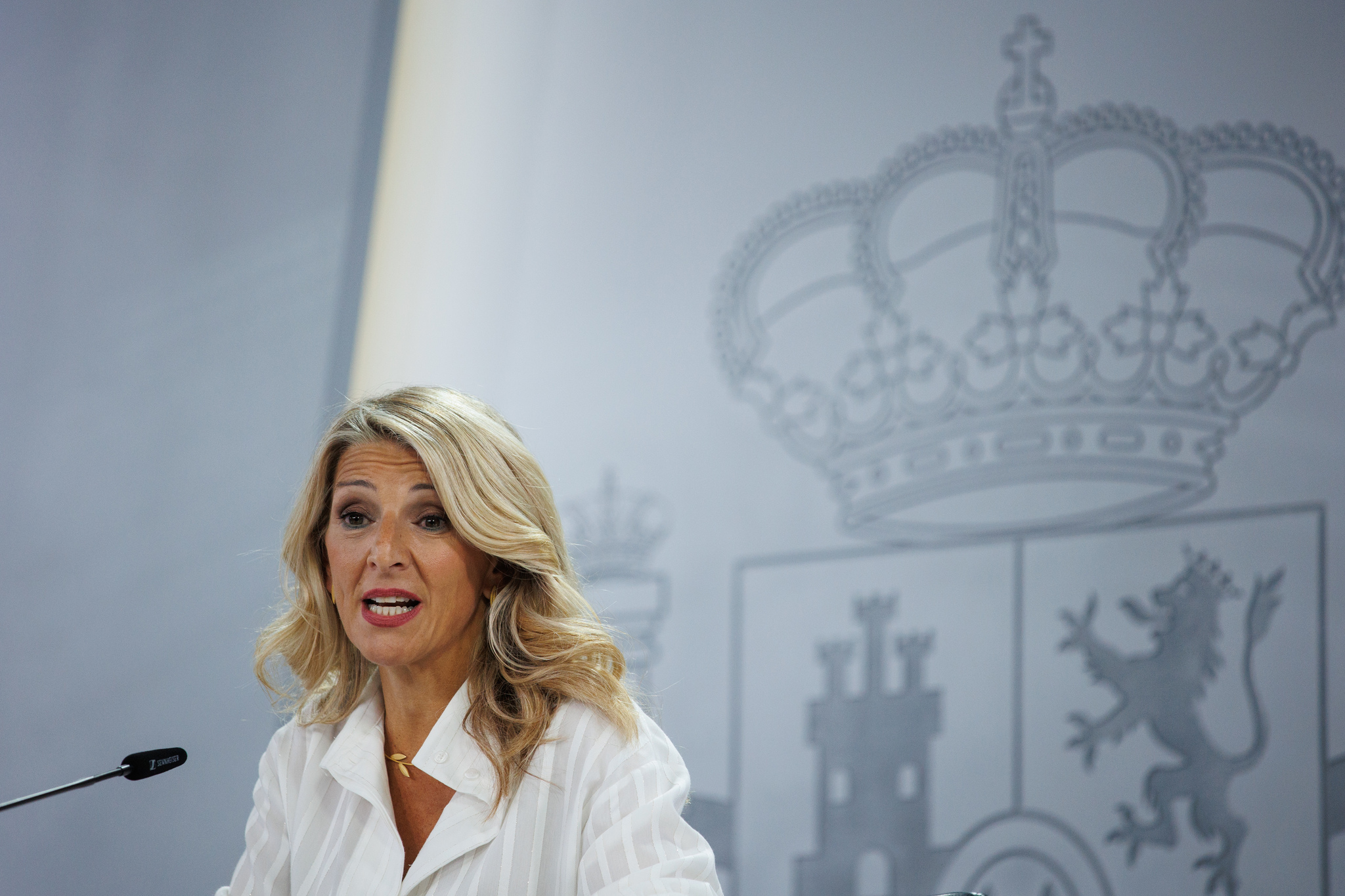 Sumar pide más impuestos a grandes empresas, distribución y pisos turísticos