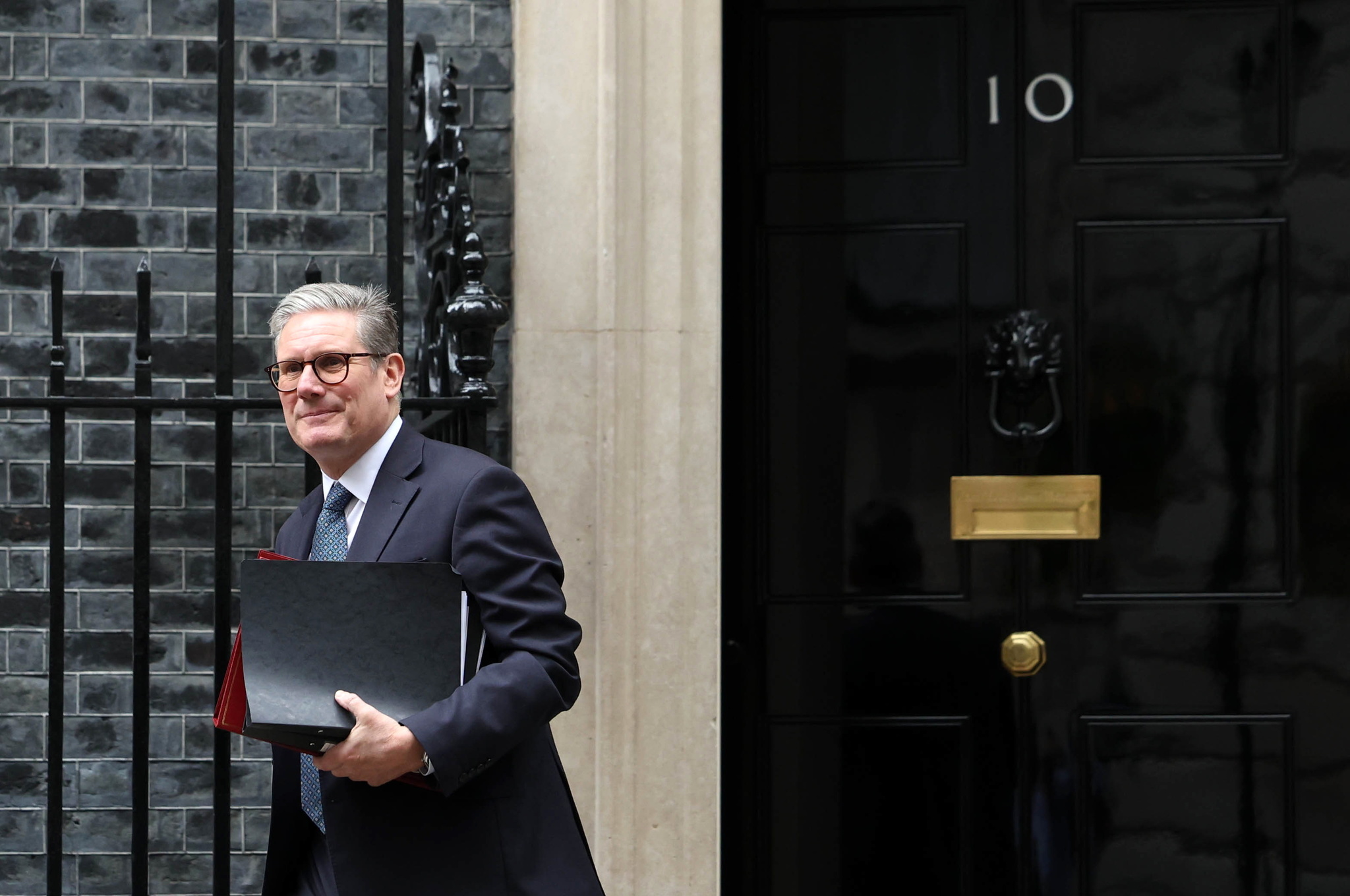 Starmer impulsa la mayor reforma laboral en Reino Unido en una generación