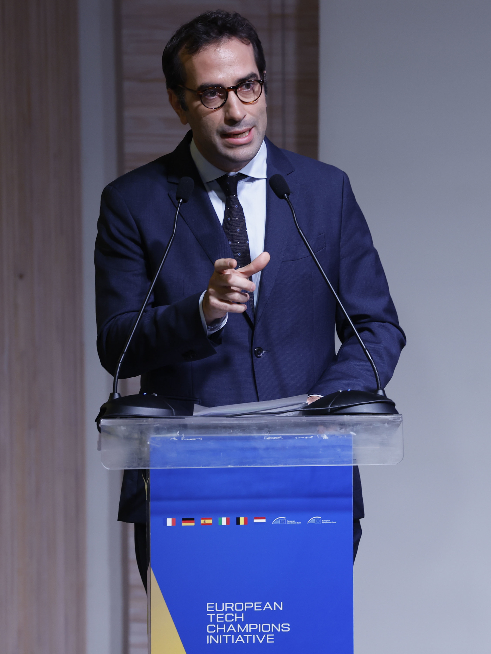 Un análisis del PIB del tercer trimestre a la espera de su revisión en diciembre
