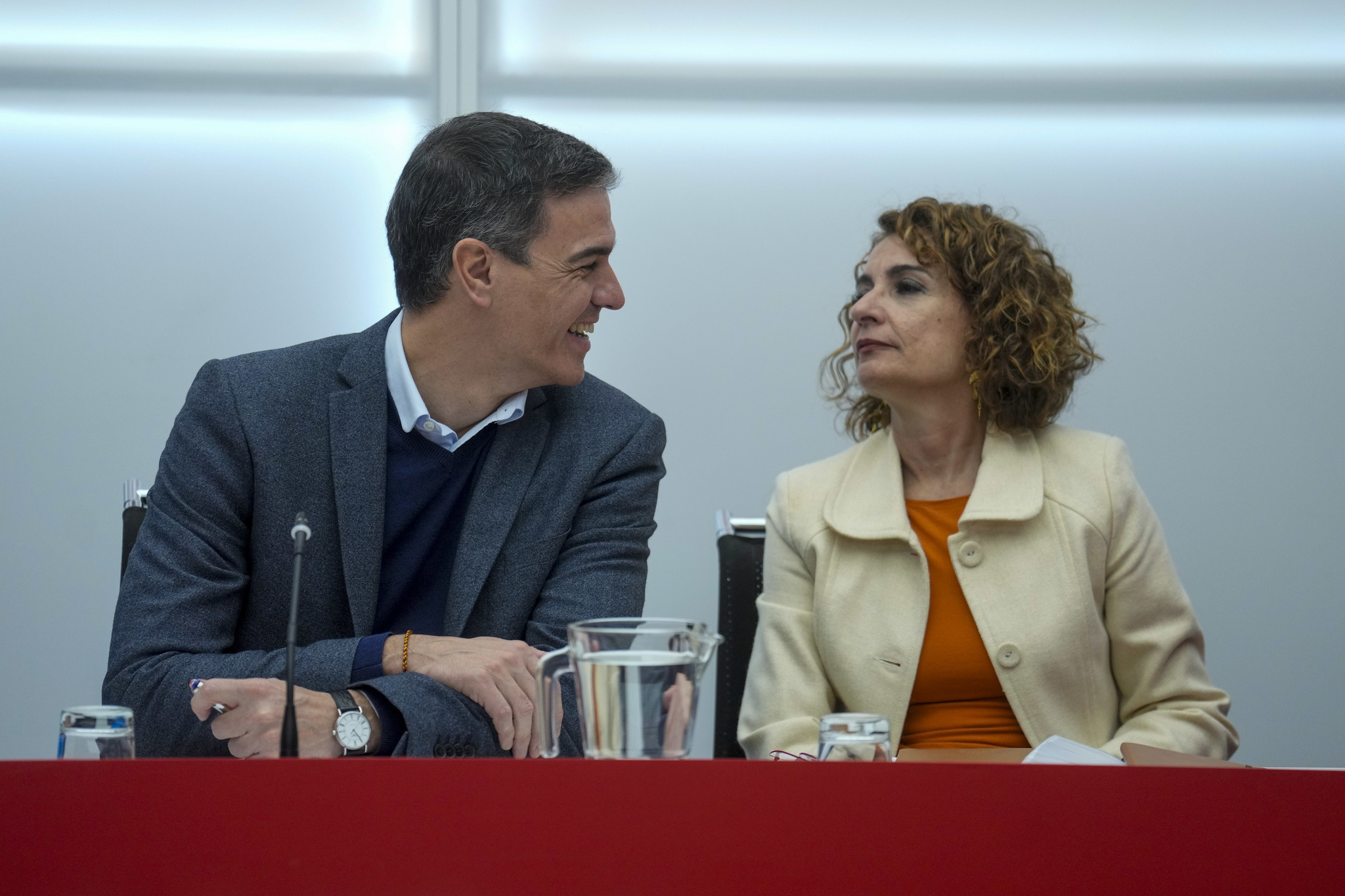El Gobierno baraja convocar el 26 de febrero a las comunidades autónomas para tratar la deuda autonómica