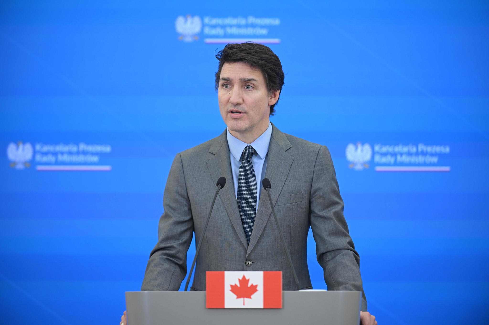 EEUU impondrá a Canadá los aranceles del 25% a partir del martes