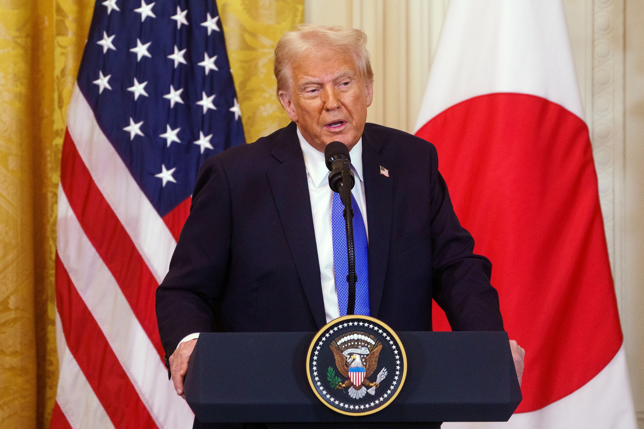 Trump impondrá aranceles del 25% a las importaciones de acero y aluminio