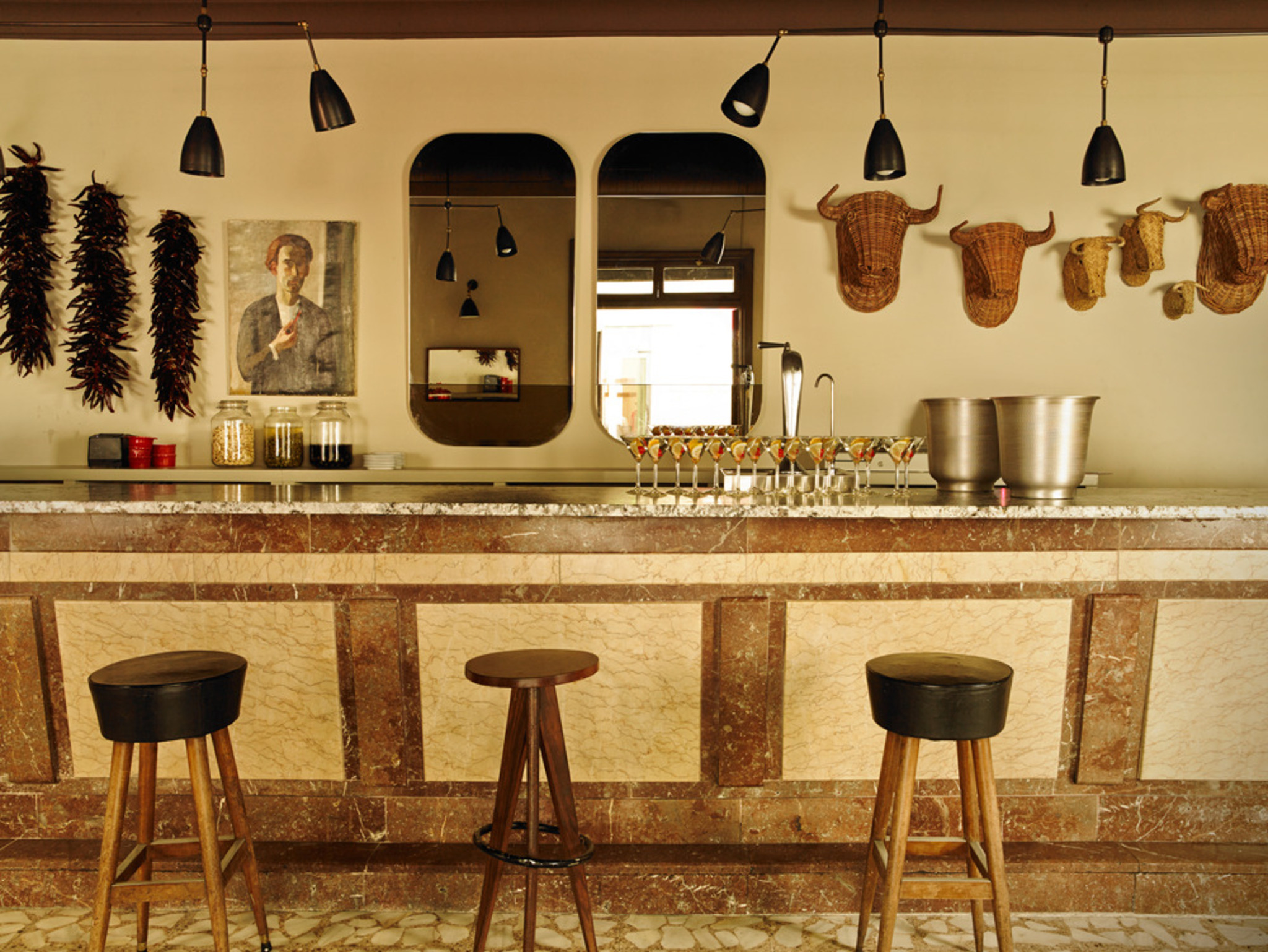 माद्रिदमधील सेल्सो आणि मनोलो.